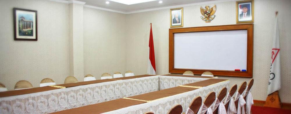 Cipta 2 Hotel Jakarta Extérieur photo