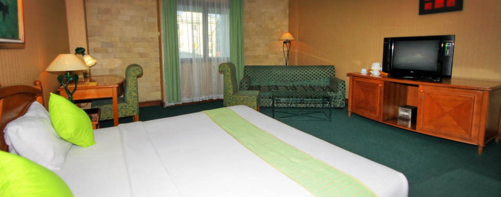 Cipta 2 Hotel Jakarta Extérieur photo